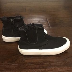 Zara black boots girls size 10 1/2